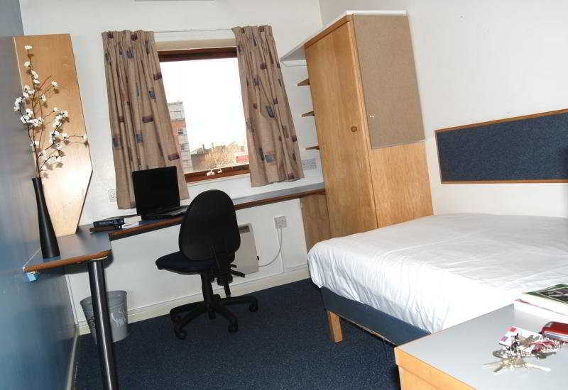 Weston Hall - Halls Of Residence Stoke-on-Trent Exterior photo